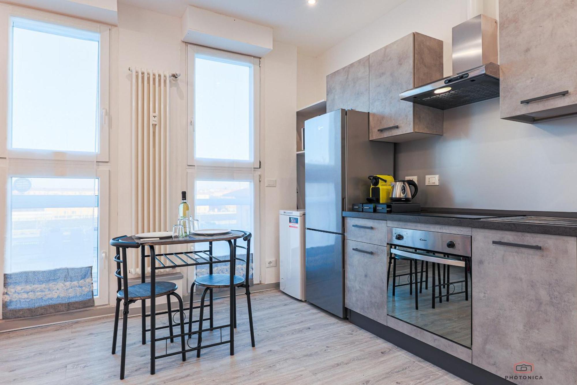 Front Station Apartment - Stazione Centrale Di โบโลญญา ภายนอก รูปภาพ
