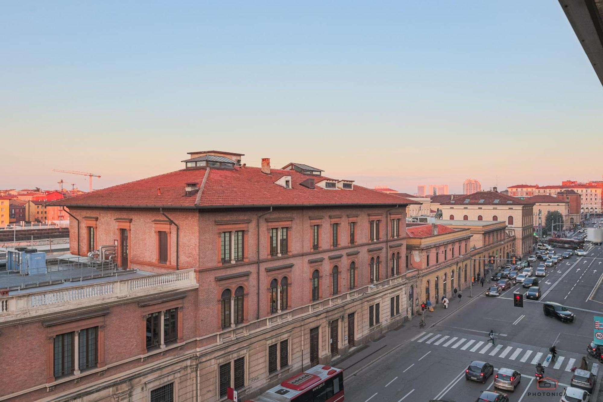 Front Station Apartment - Stazione Centrale Di โบโลญญา ภายนอก รูปภาพ
