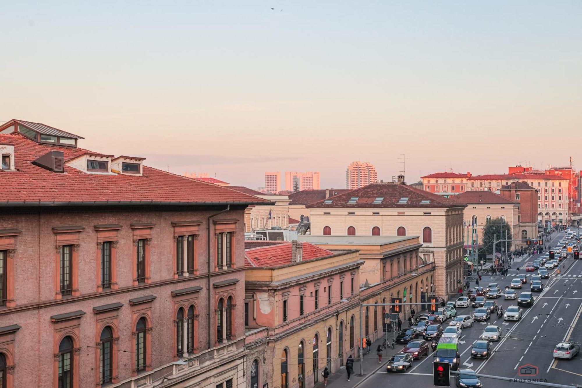 Front Station Apartment - Stazione Centrale Di โบโลญญา ภายนอก รูปภาพ