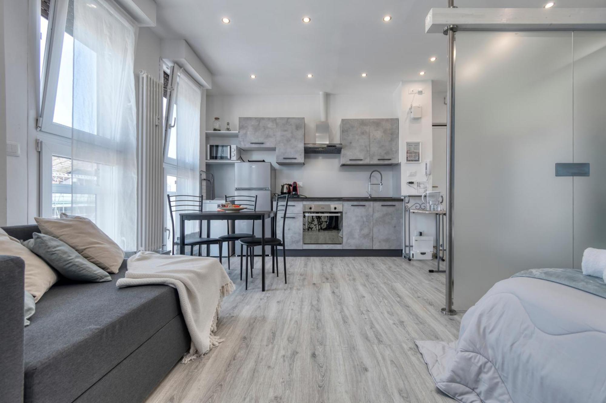 Front Station Apartment - Stazione Centrale Di โบโลญญา ภายนอก รูปภาพ