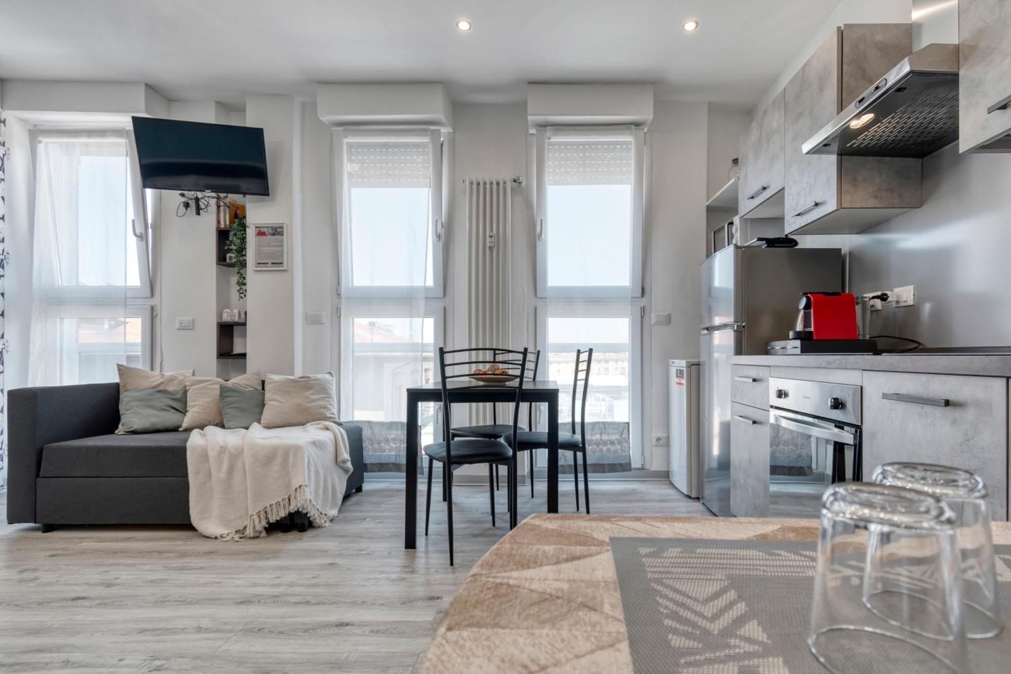Front Station Apartment - Stazione Centrale Di โบโลญญา ภายนอก รูปภาพ